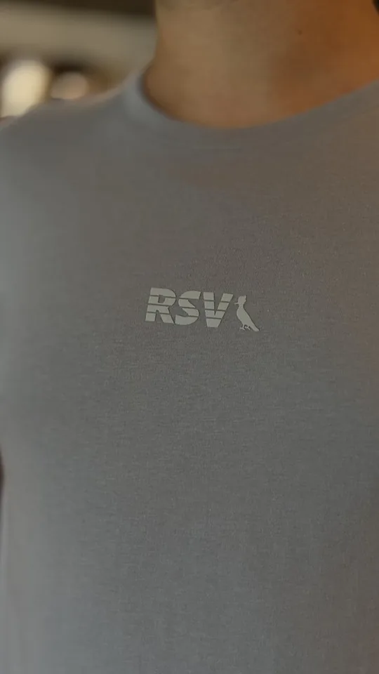 CAMISETA ESTAMPADA CUTTED RSV - foto 2