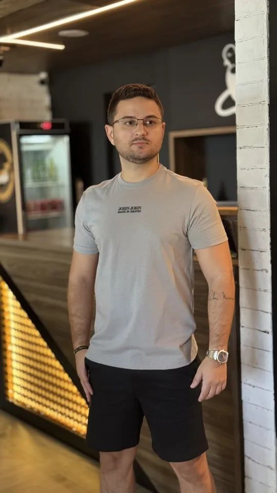 T SHIRT RG BRAND RELIEF JJ - foto 1